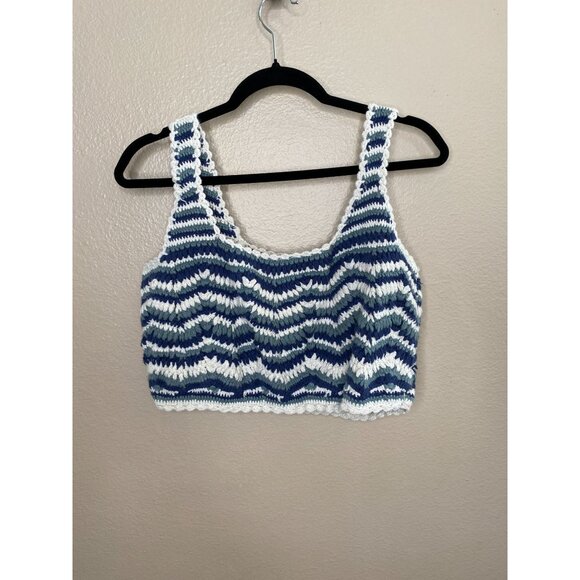 Lucky Brand Crop Tank Top Womans Blue and White Medium Cotton Knit - Picture 2 of 6